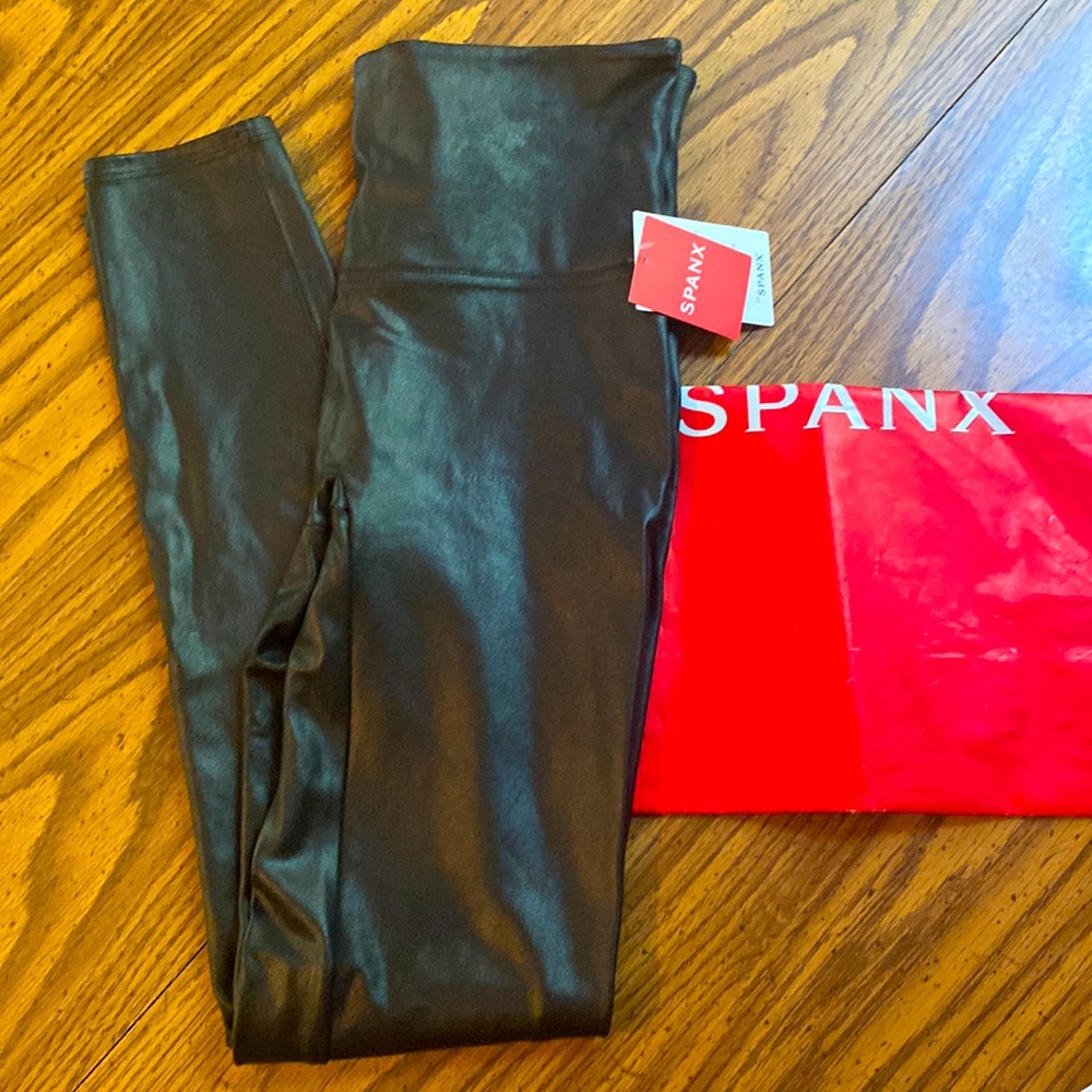 Spanx faux leather leggings- medium